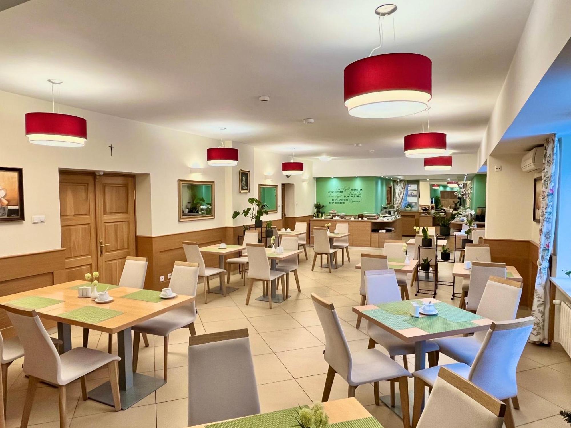 Centrum Barnabitow Βαρσοβία Εξωτερικό φωτογραφία